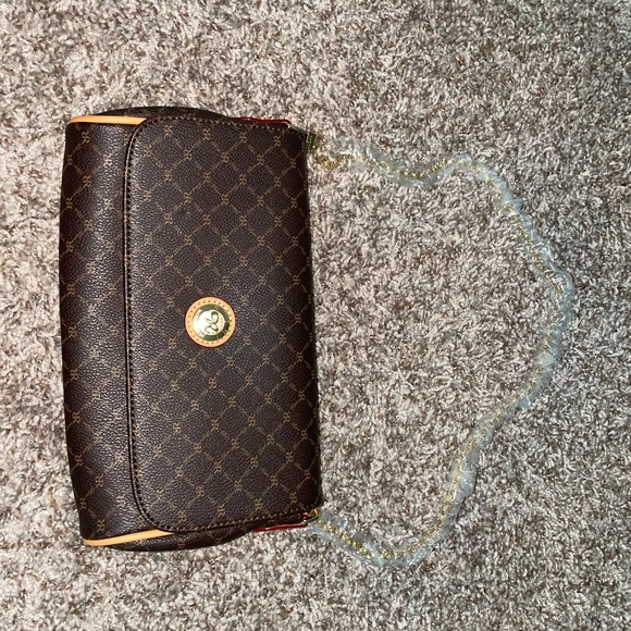 Chic Brown Patterned Clutch with Gold Accents vittorio - Picture 1 of 3